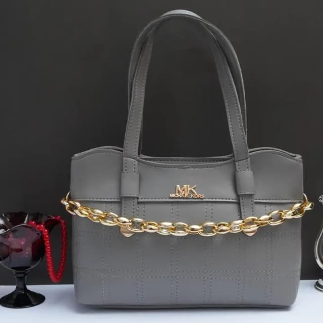 Women PU Leather
Plain
Hand Bag
