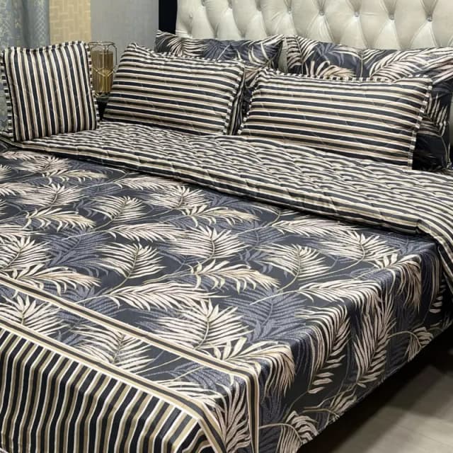  *Special Offer*
Khaadi  & Alkaram
Cotton Comforters
7pc Comforter Set