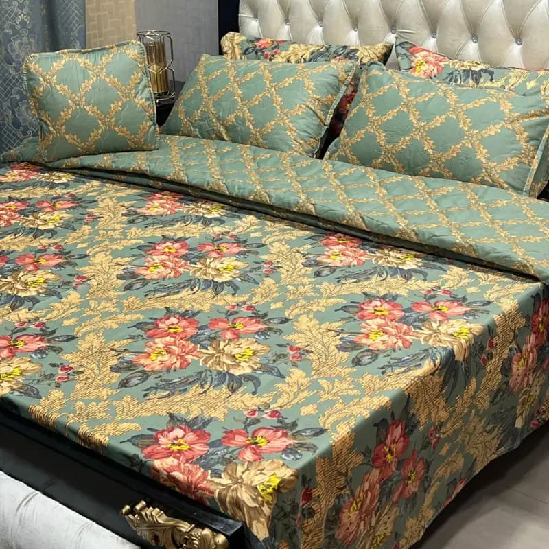  *Special Offer*
Khaadi  & Alkaram
Cotton Comforters
7pc Comforter Set